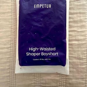 Empetua High-Waisted Shaper Boyshort, NWT, size Medium